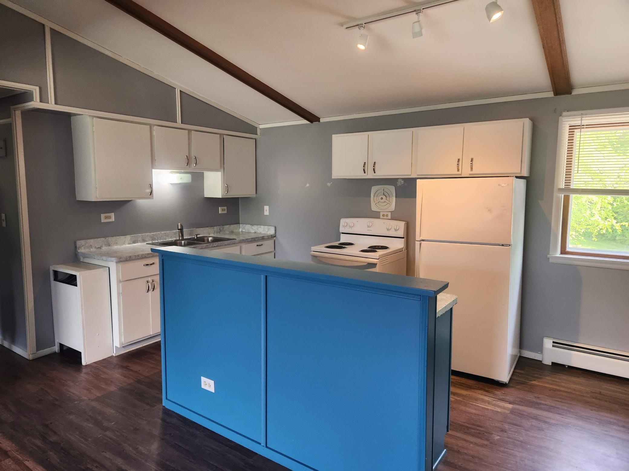 255  6th Avenue NE, Hutchinson, MN