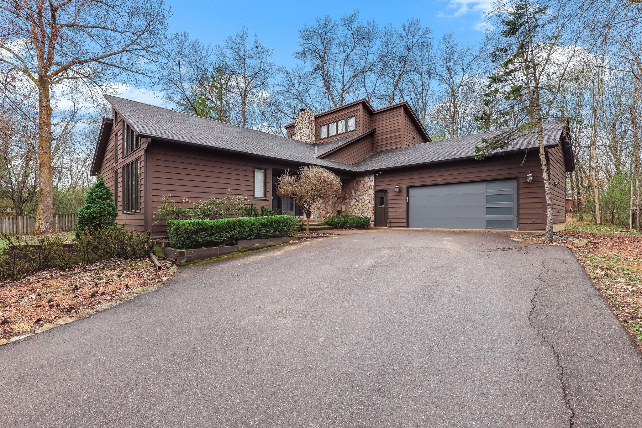 5880  Christmas Lake Road, Excelsior, MN