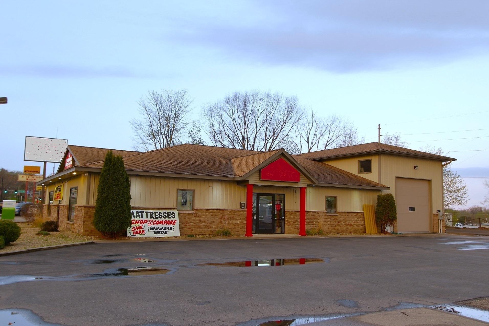 1112  Main Street, Red Wing, MN