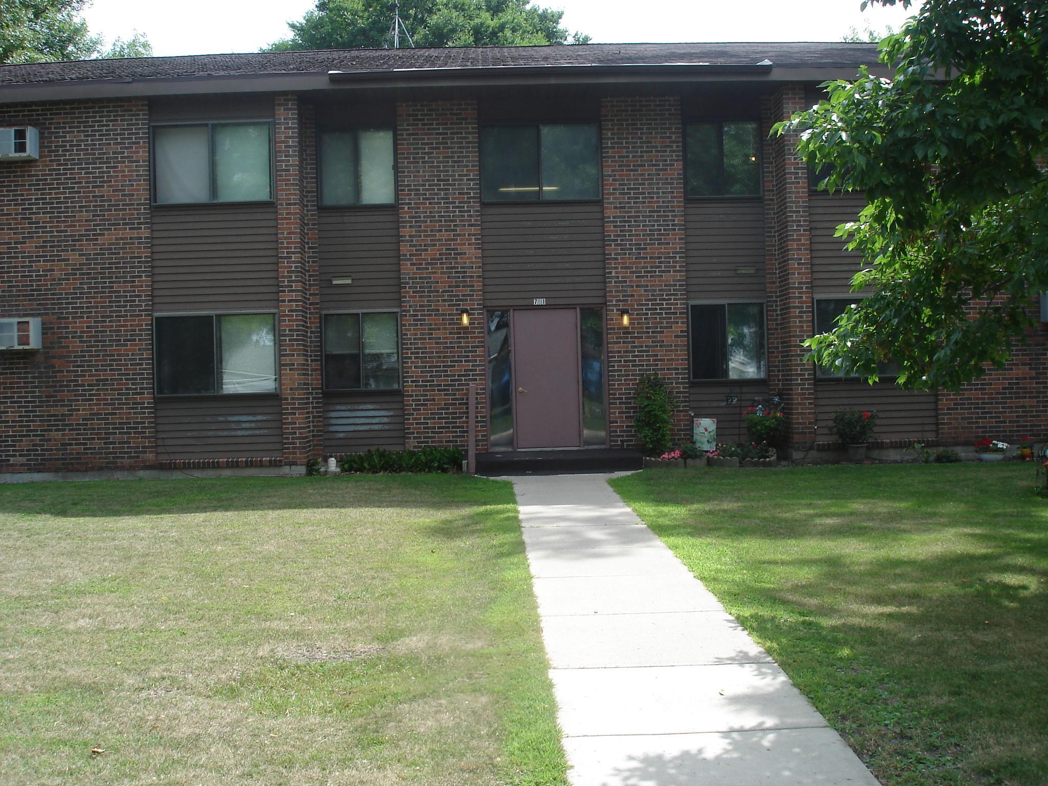 761 S 9th Street, Bird Island, MN