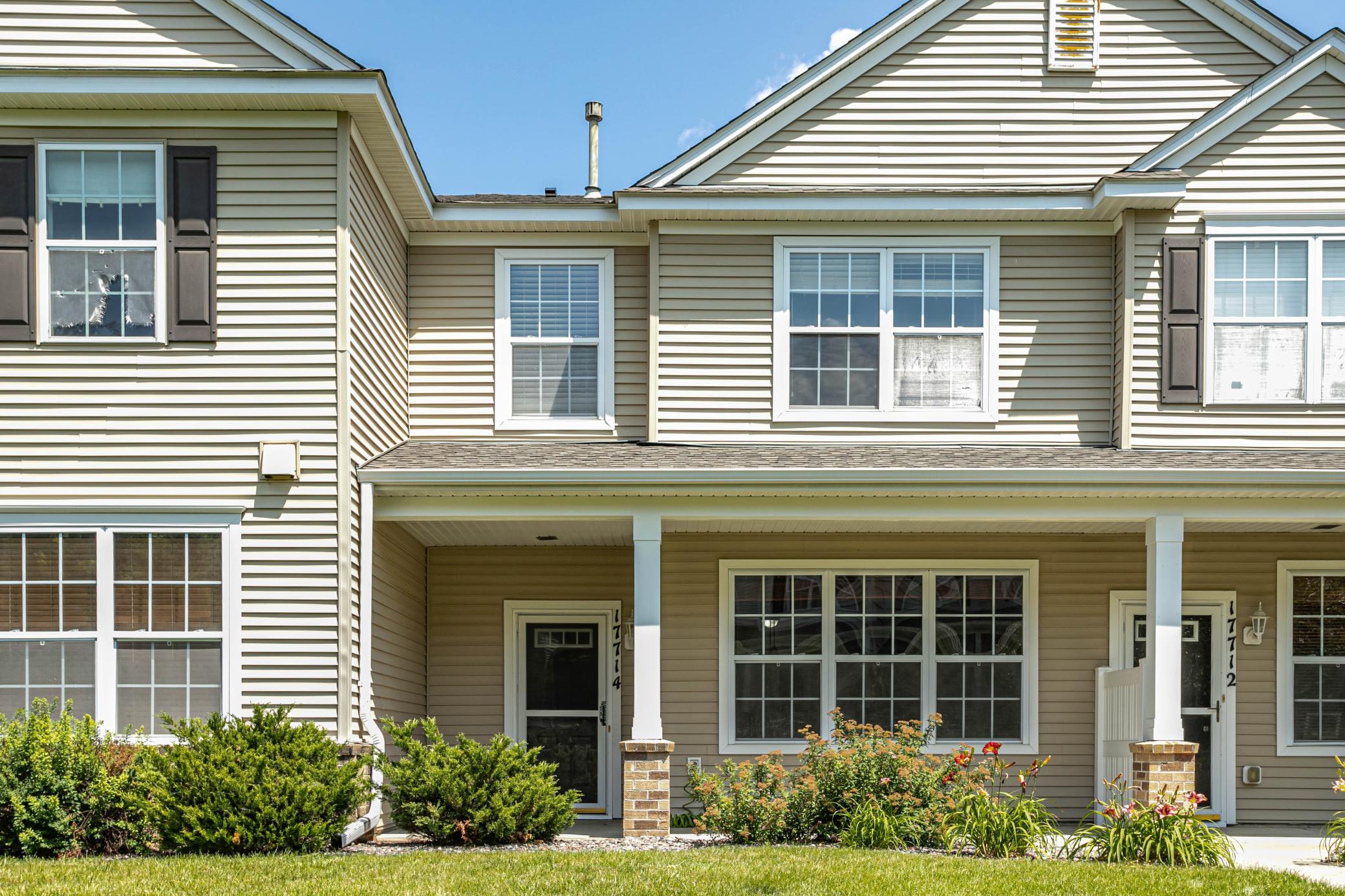 17714  68th Place N, Maple Grove, MN