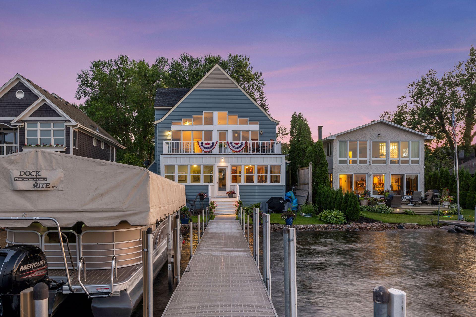 2819  Mckenzie Point Road, Minnetonka, MN