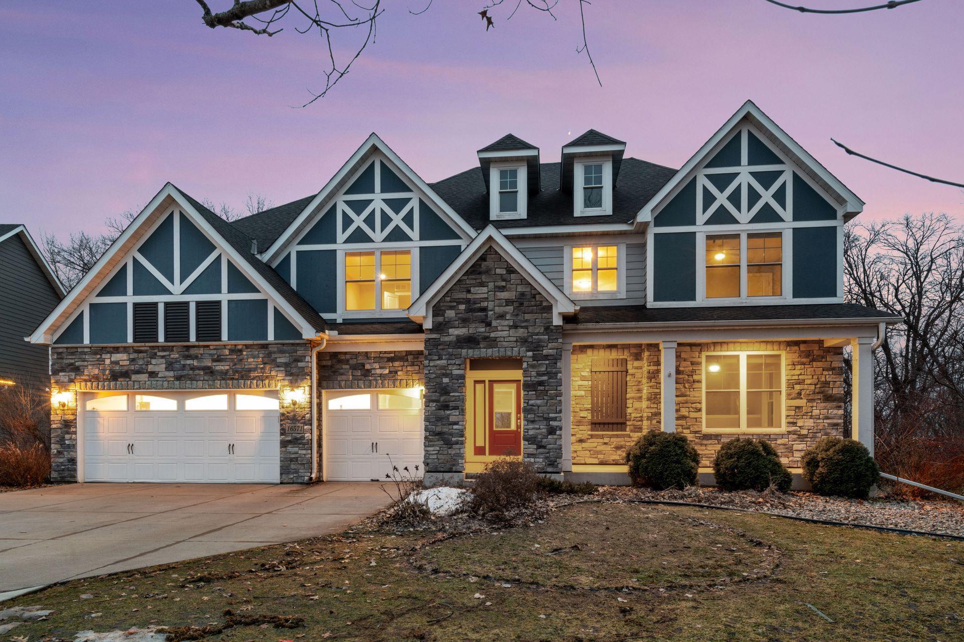 16571  Reeder Ridge, Eden Prairie, MN