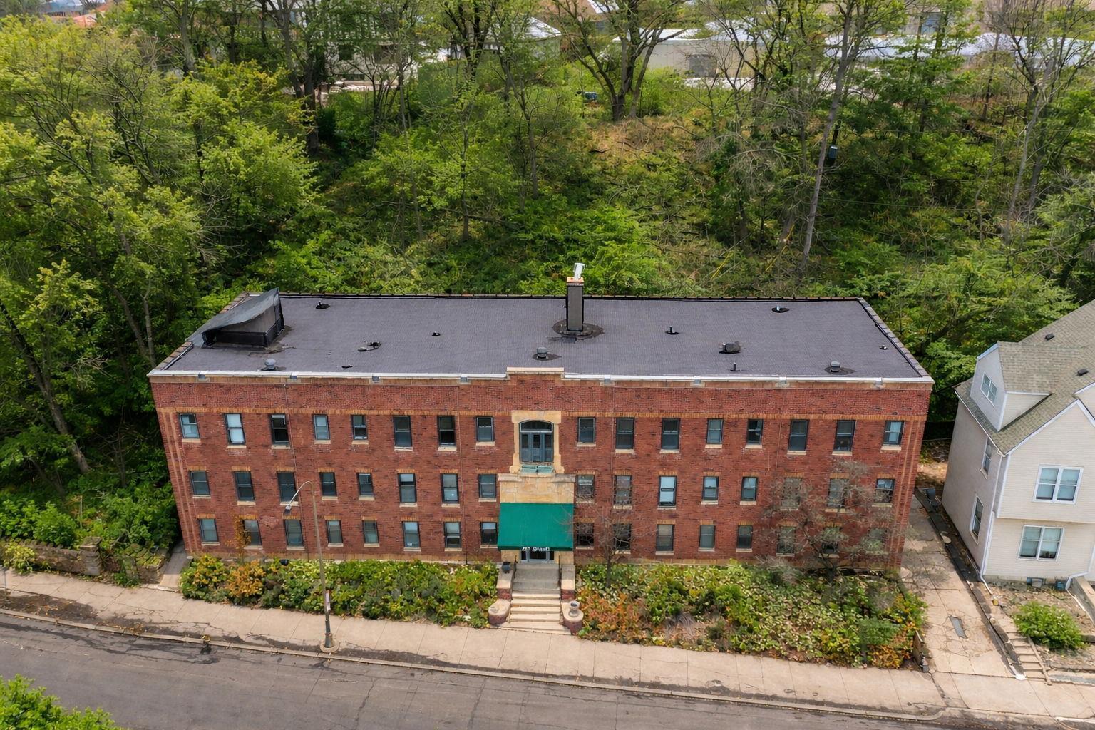 487  Grand Avenue, Saint Paul, MN