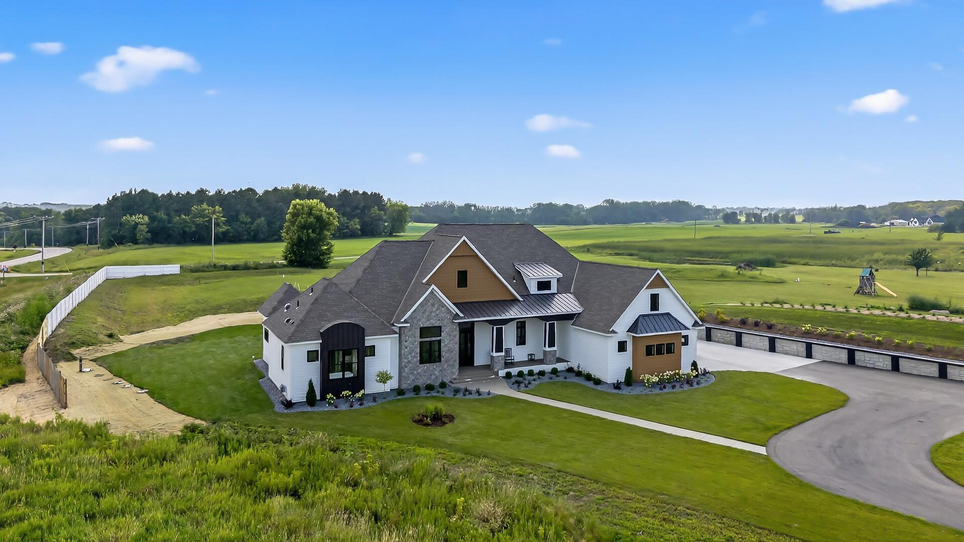 6783  Broadview Drive, Credit River Twp, MN