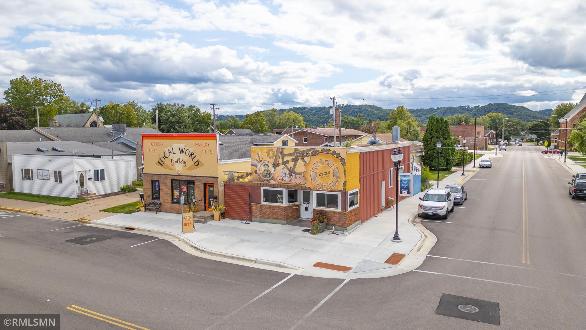 106  2nd Street E, Wabasha, MN