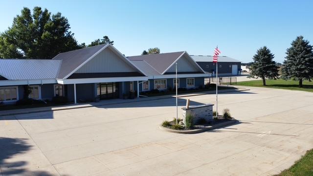 824  Center Avenue N, Blooming Prairie, MN