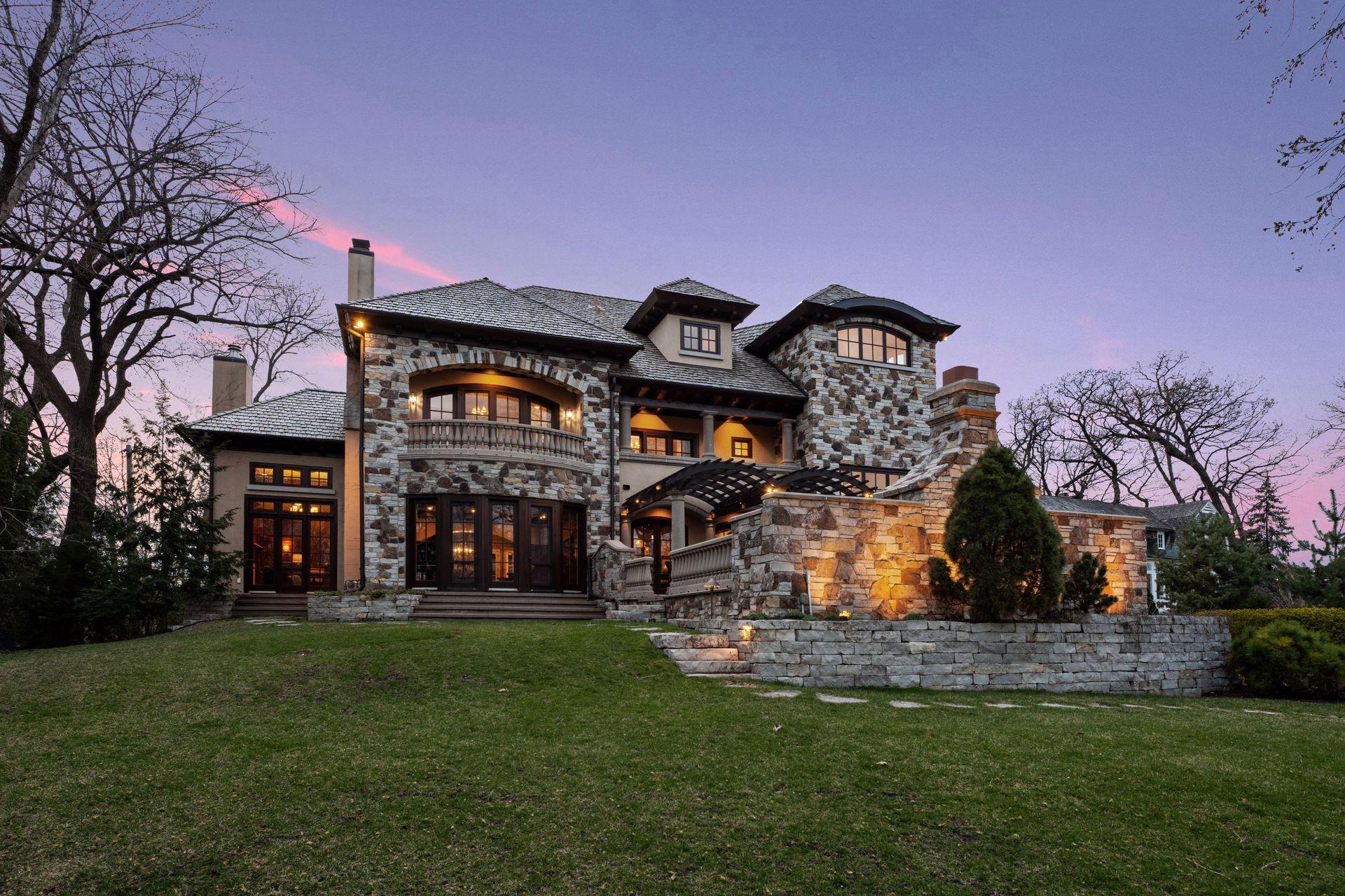 3408 S Zenith Avenue S, Minneapolis, MN