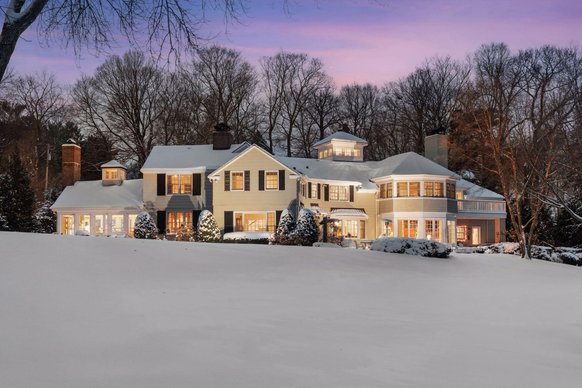 2670  Woolsey Lane, Woodland, MN