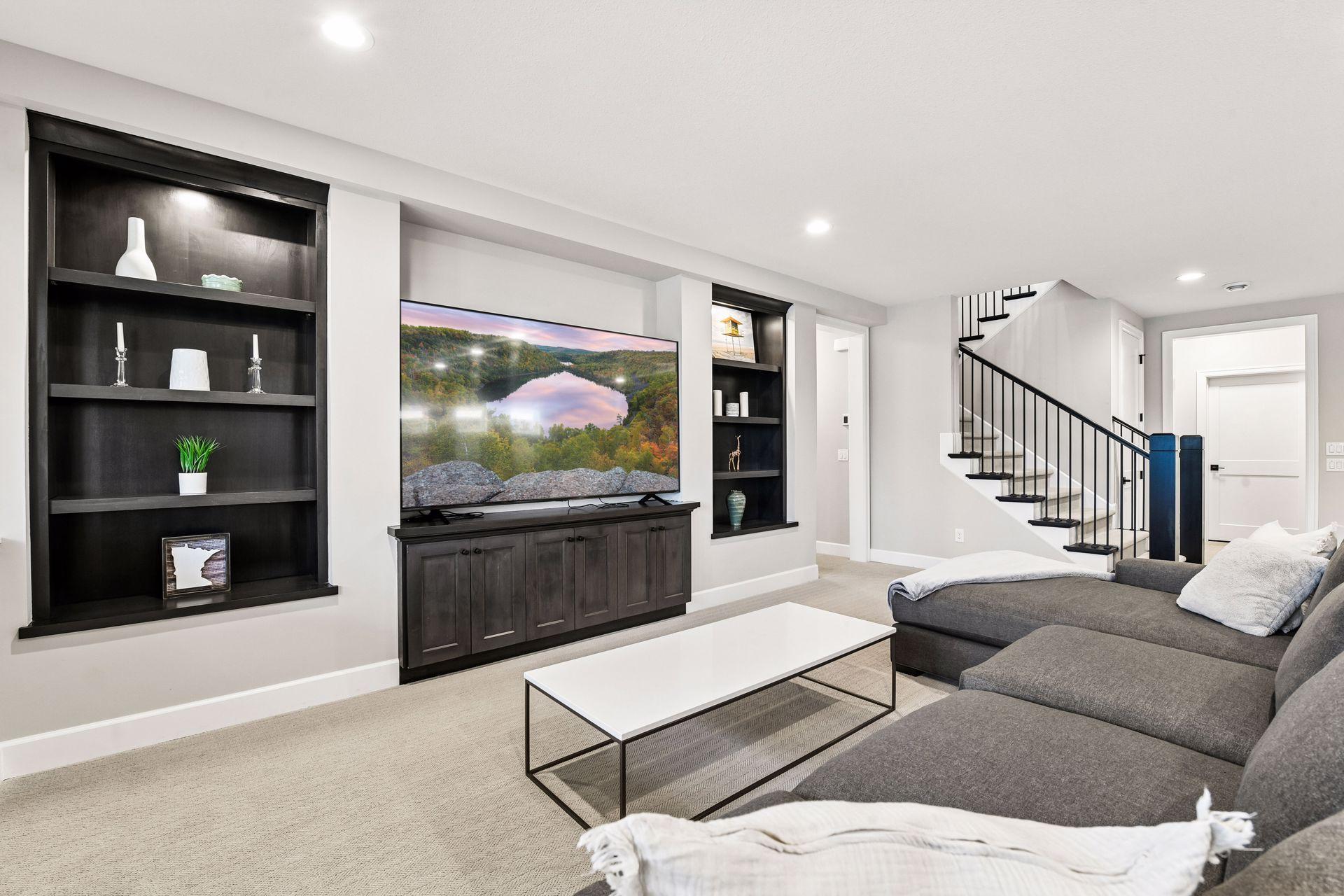 7100  Highland Court, Eden Prairie, MN