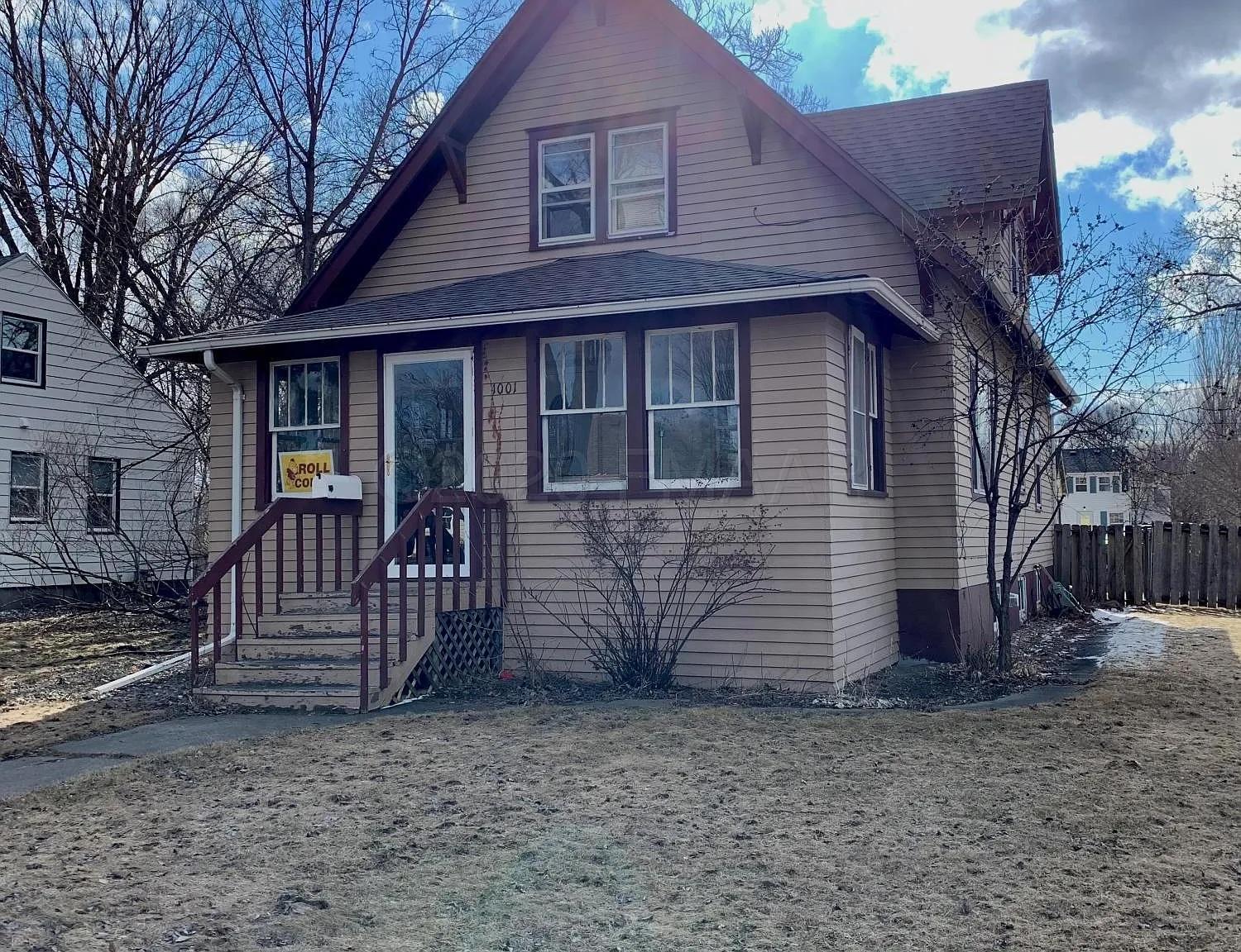 1001  4th Street S, Moorhead, MN