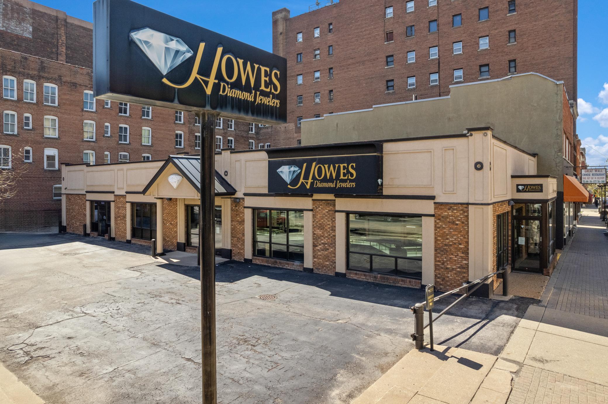 324  Main Street, La Crosse, WI