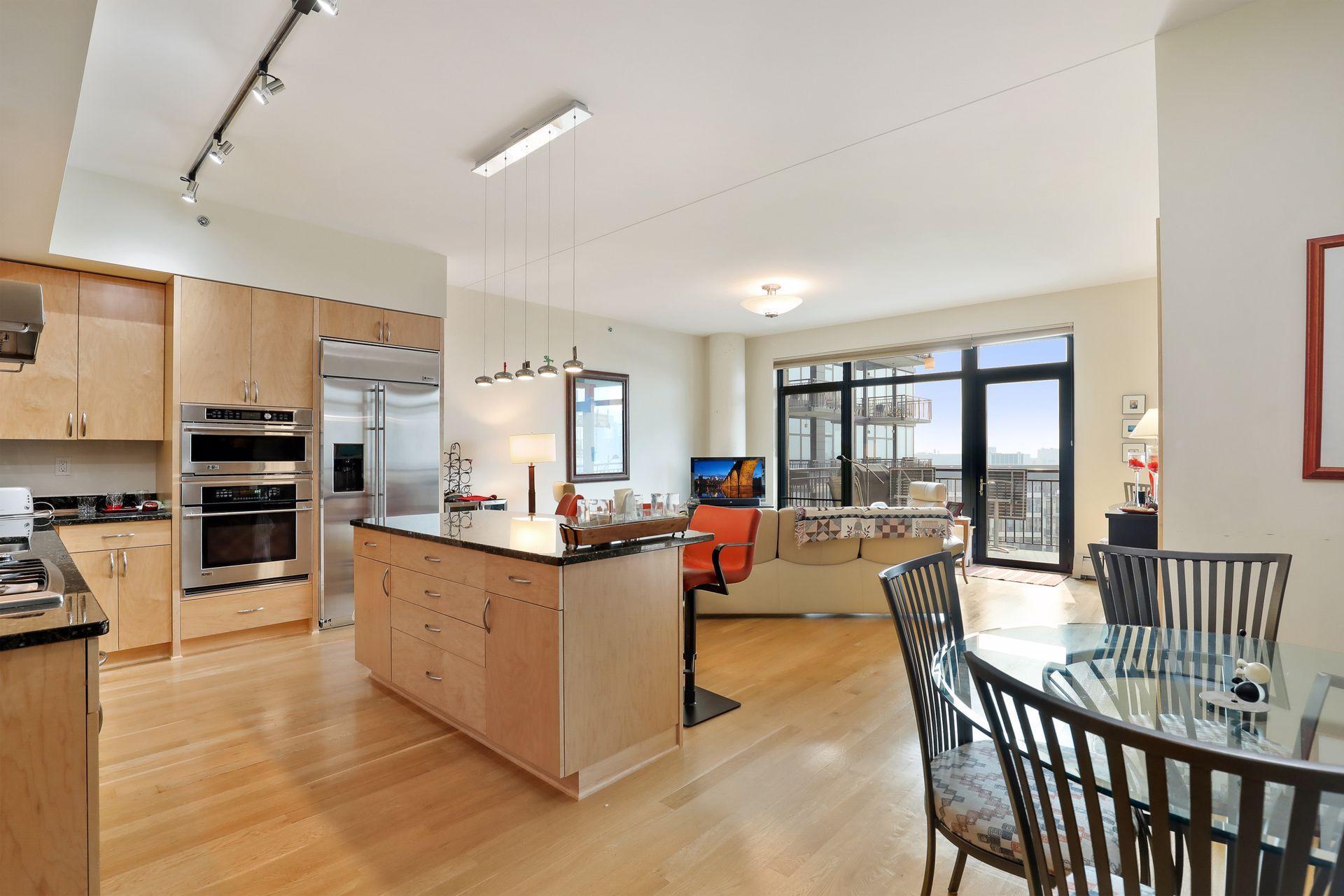 1120 S 2nd Street, Minneapolis, MN