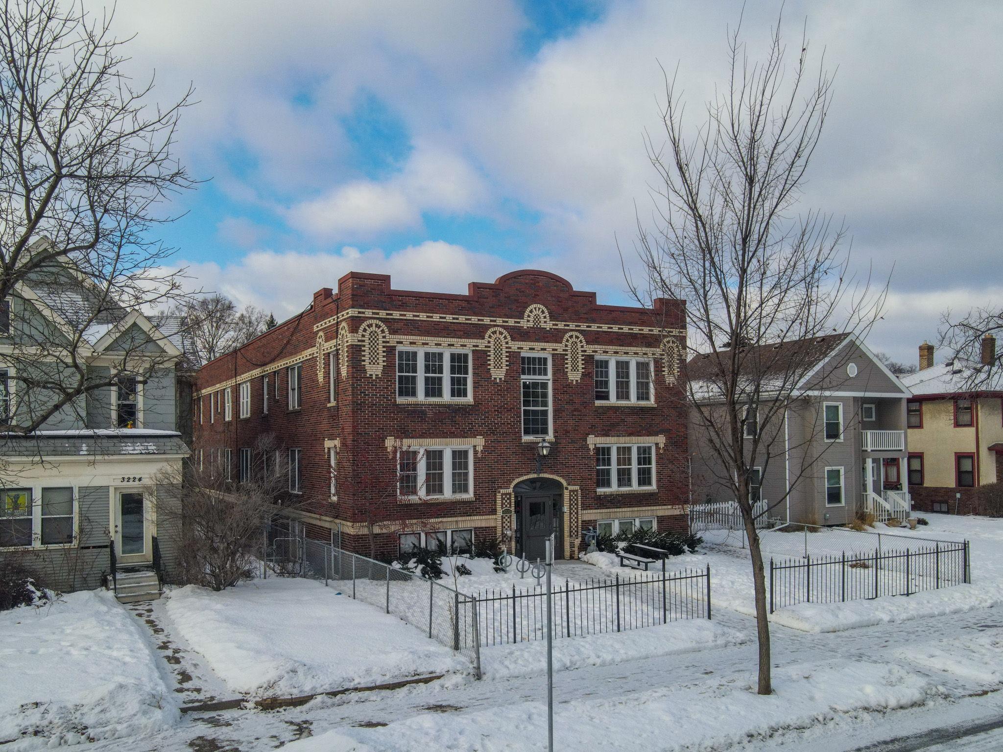 2726  Girard Avenue S, Minneapolis, MN