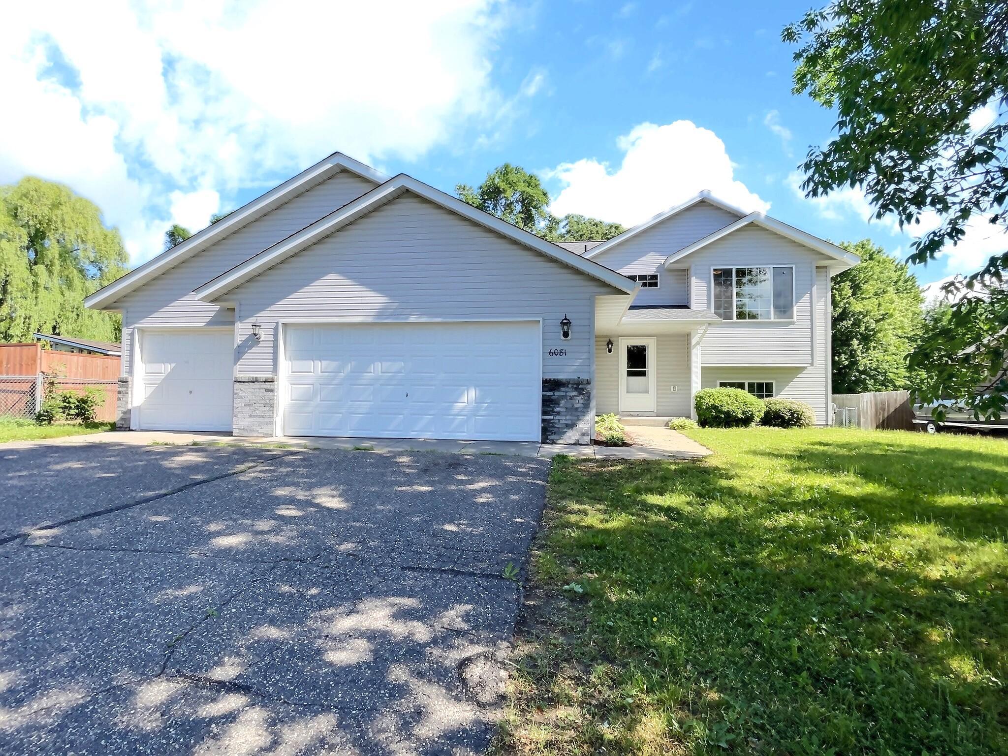 6081  Bakken Street, Monticello, MN