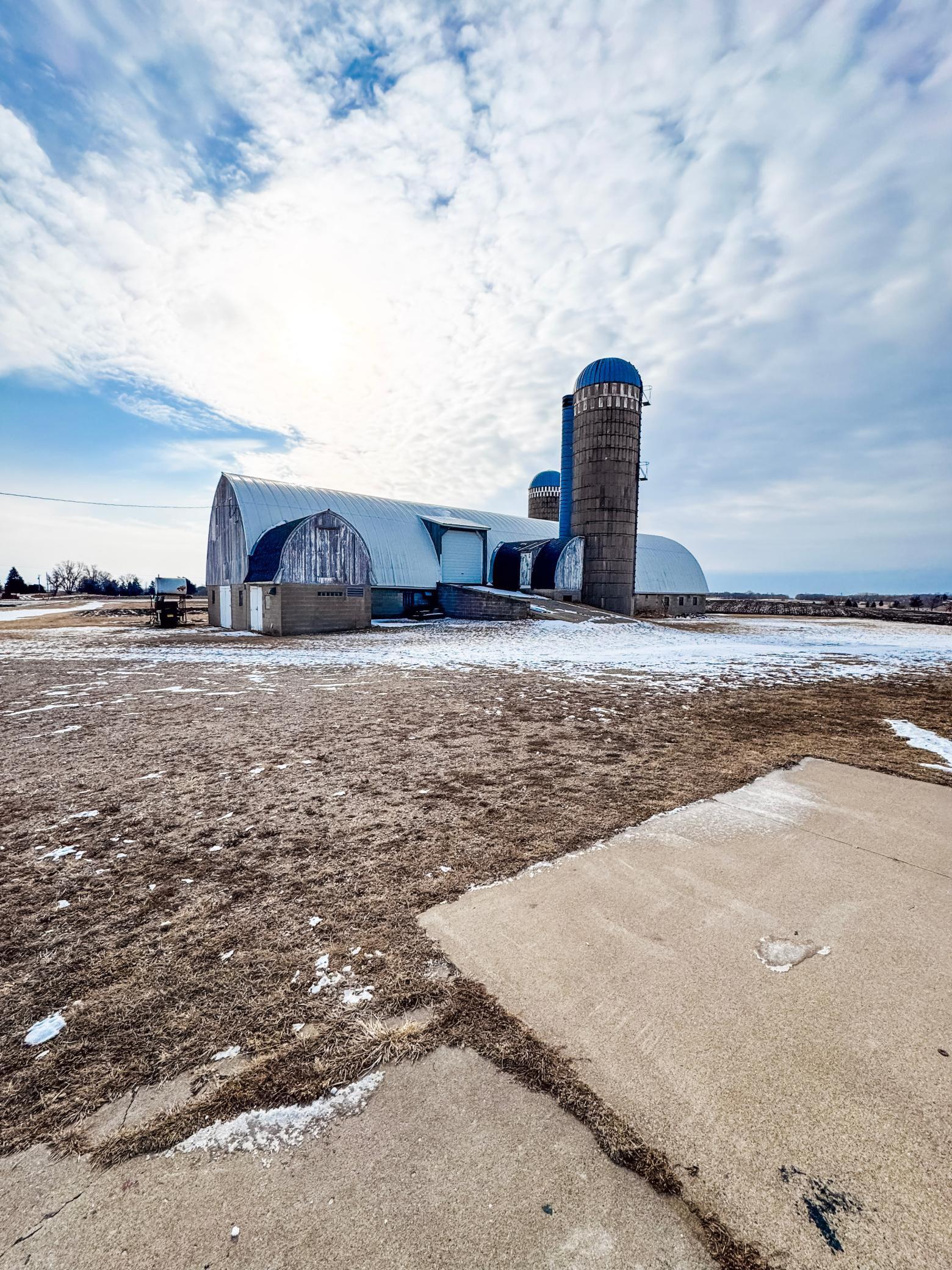 60xx E Highway 212  E, Chaska, MN