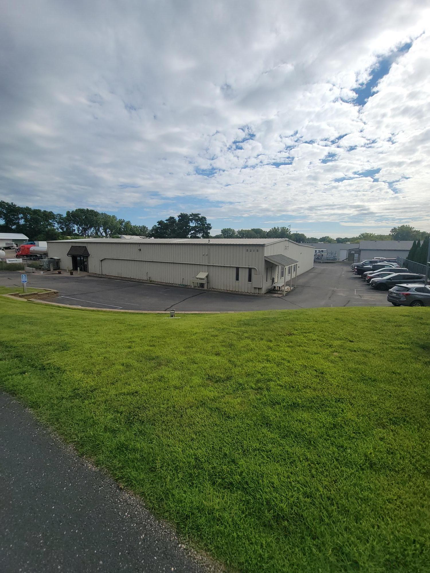 5215  Gershwin Avenue N, Oakdale, MN