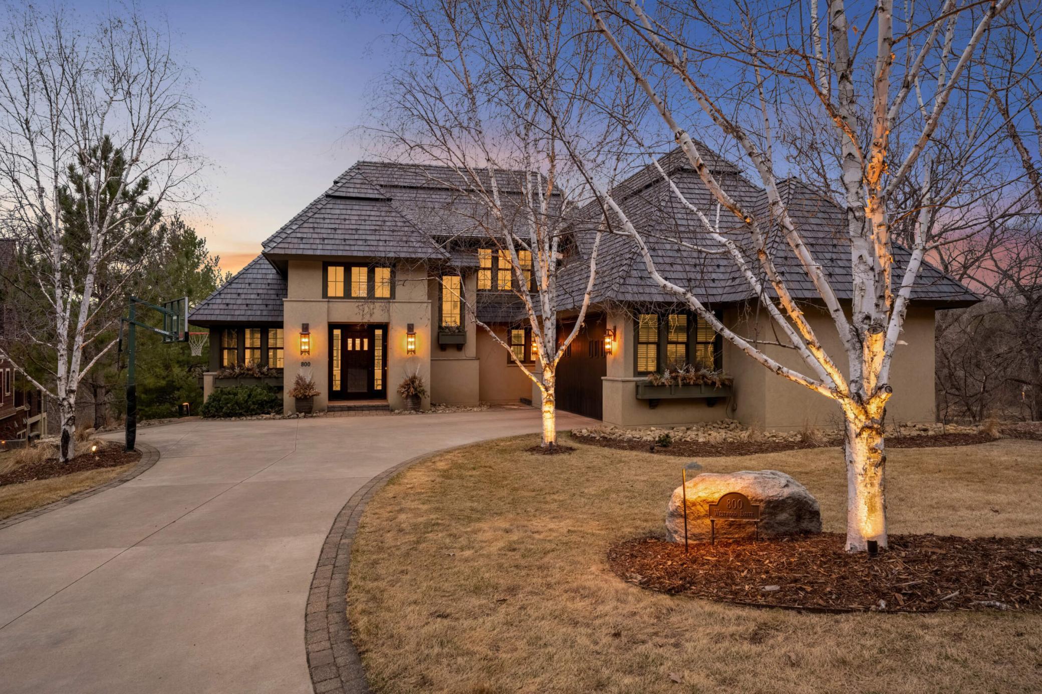 800  Westwood Drive S, Golden Valley, MN