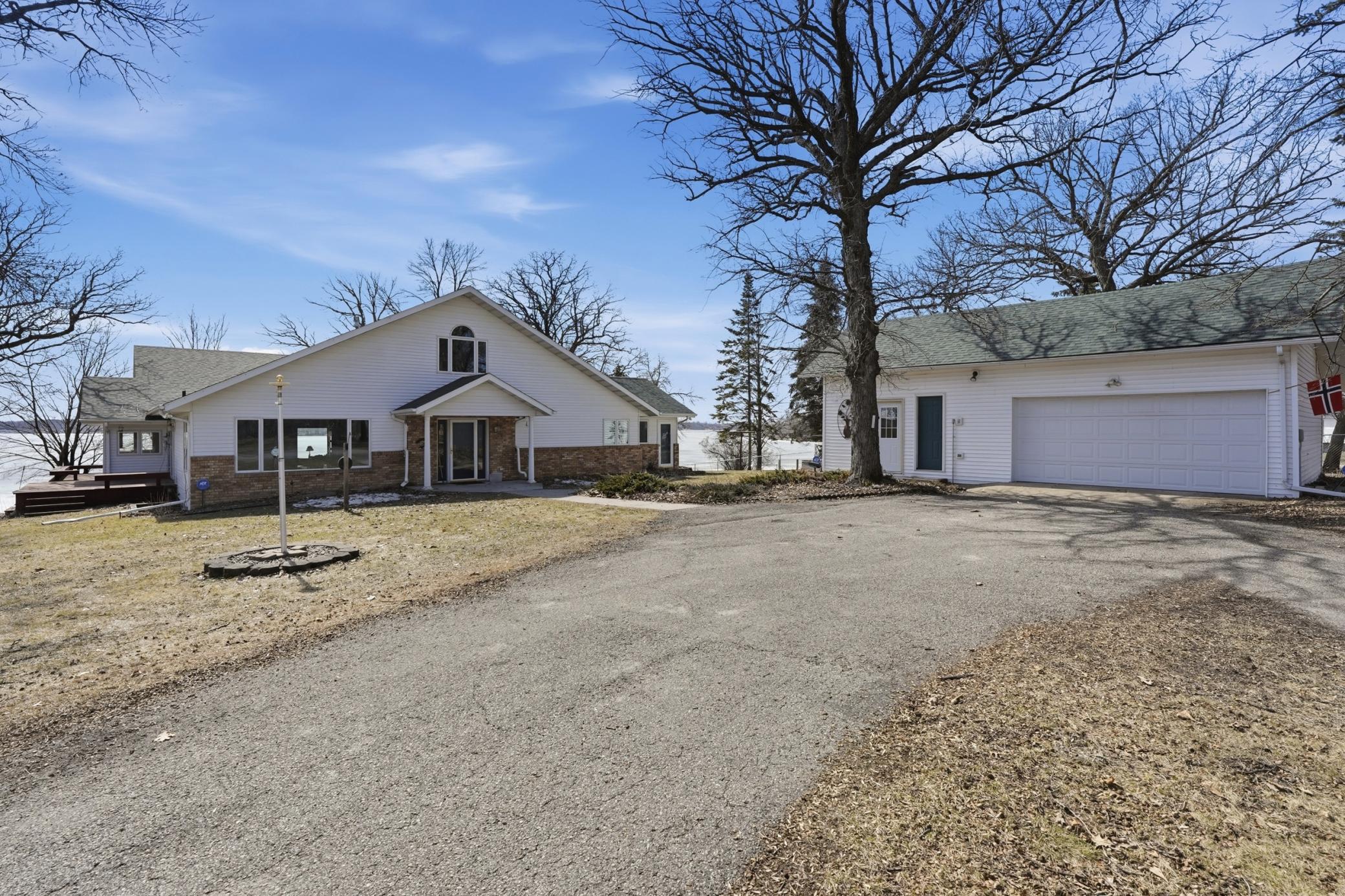 15707  Sandy Beach Road SE, Mentor, MN