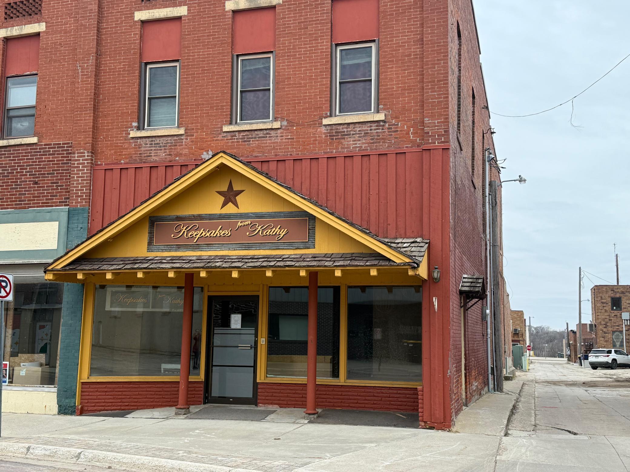 226 S Washington Street, Redwood Falls, MN