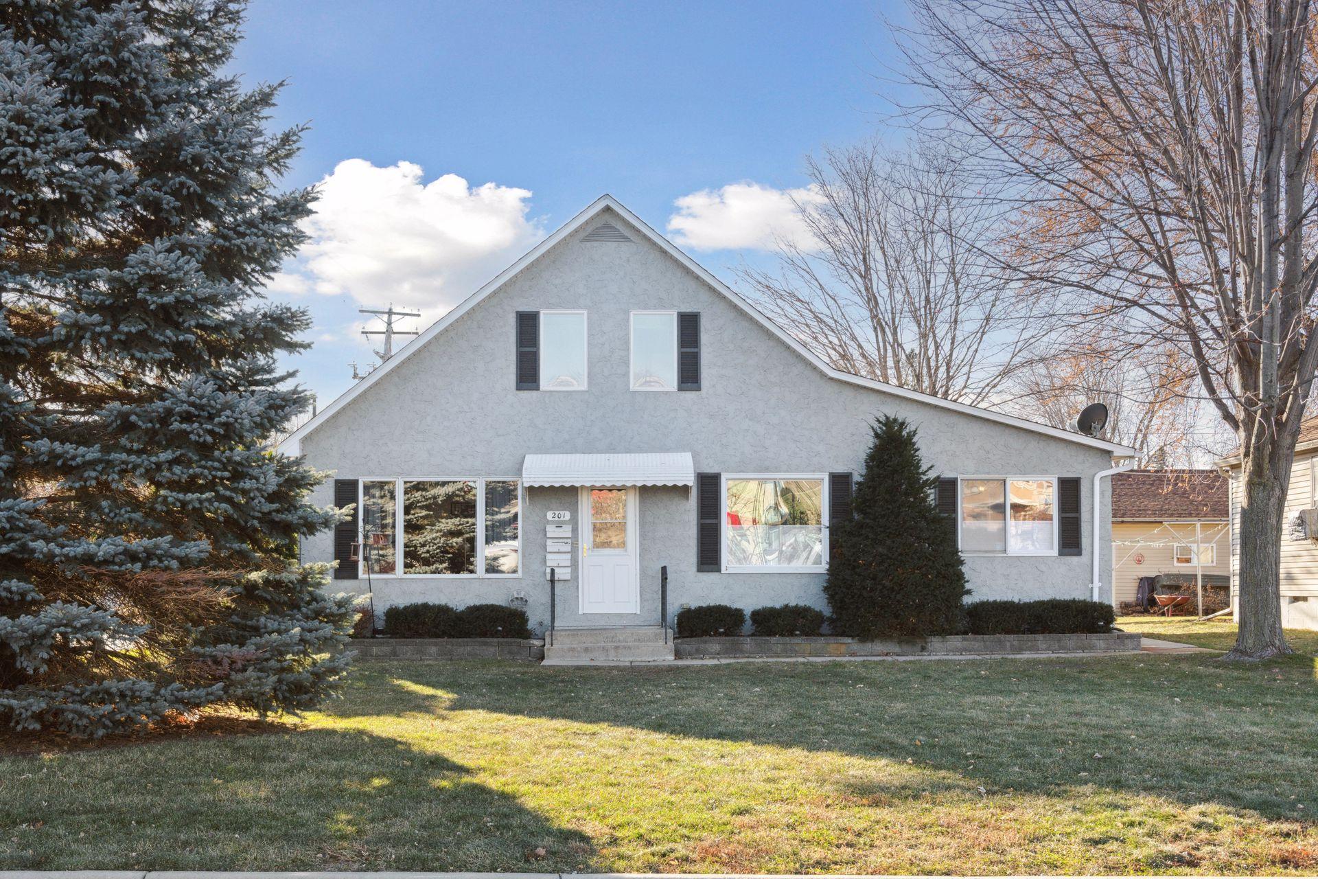 201 W 2nd Street, Waconia, MN