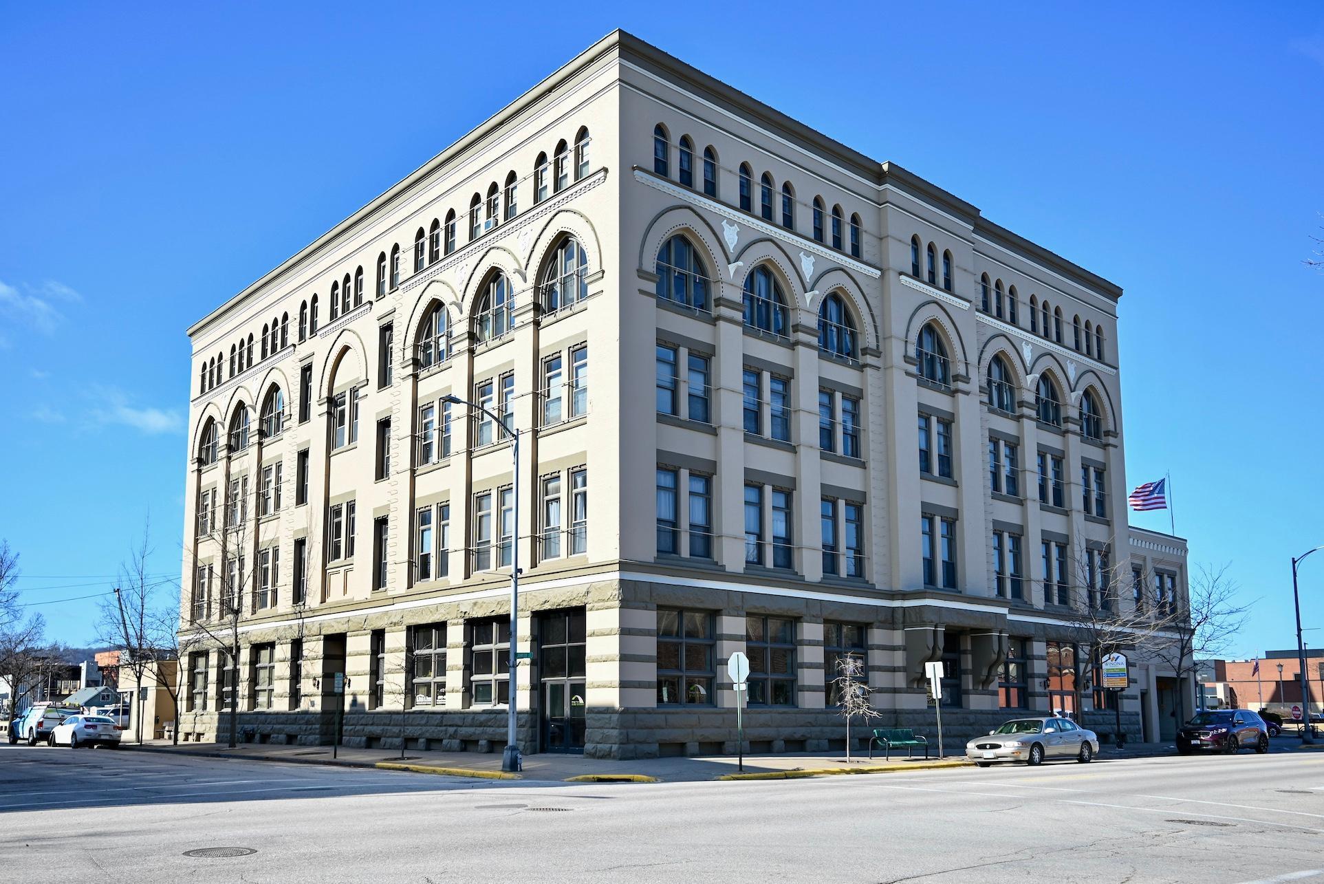 157 W 3rd Street, Winona, MN