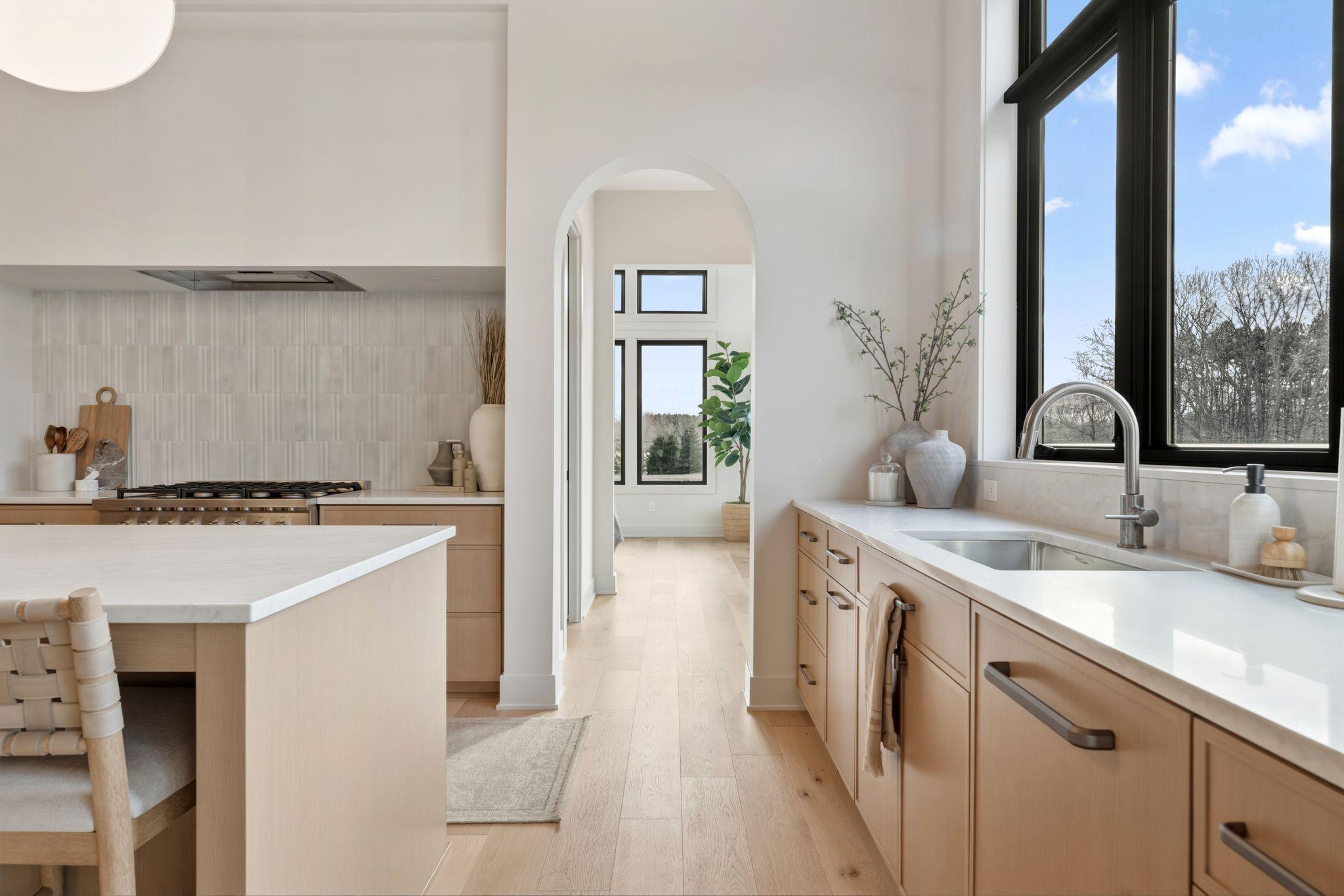 755  Ensconced Way, Chaska, MN