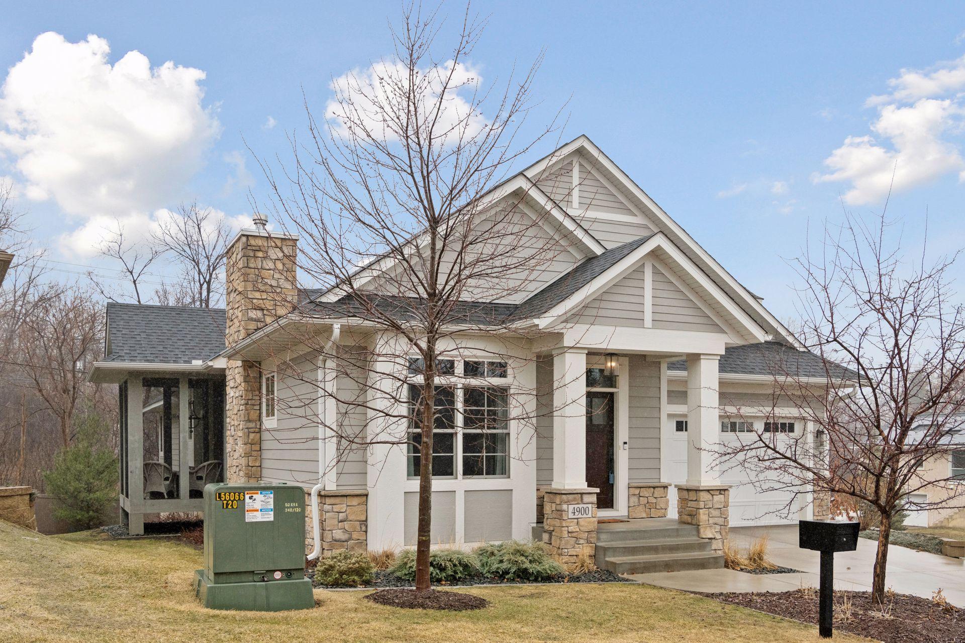 4900  Hawthorne Court, Edina, MN