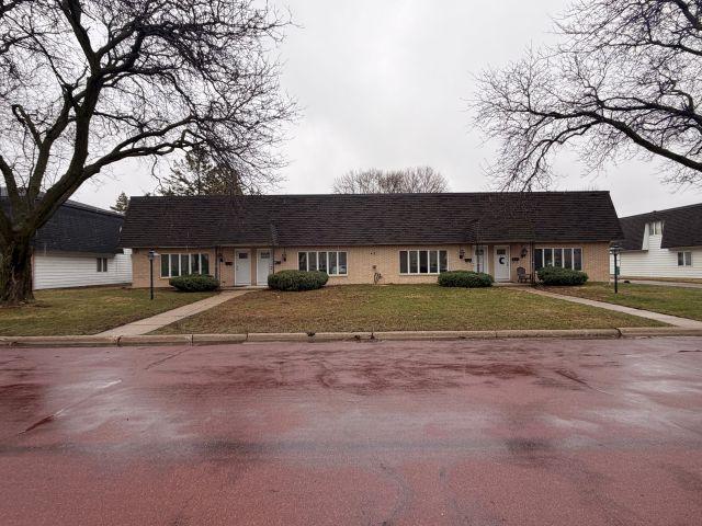 412  Holly Lane, Mankato, MN
