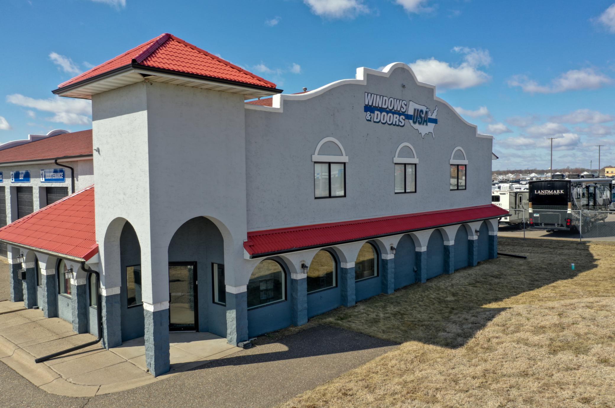 8175  Riverdale Drive NW, Anoka, MN