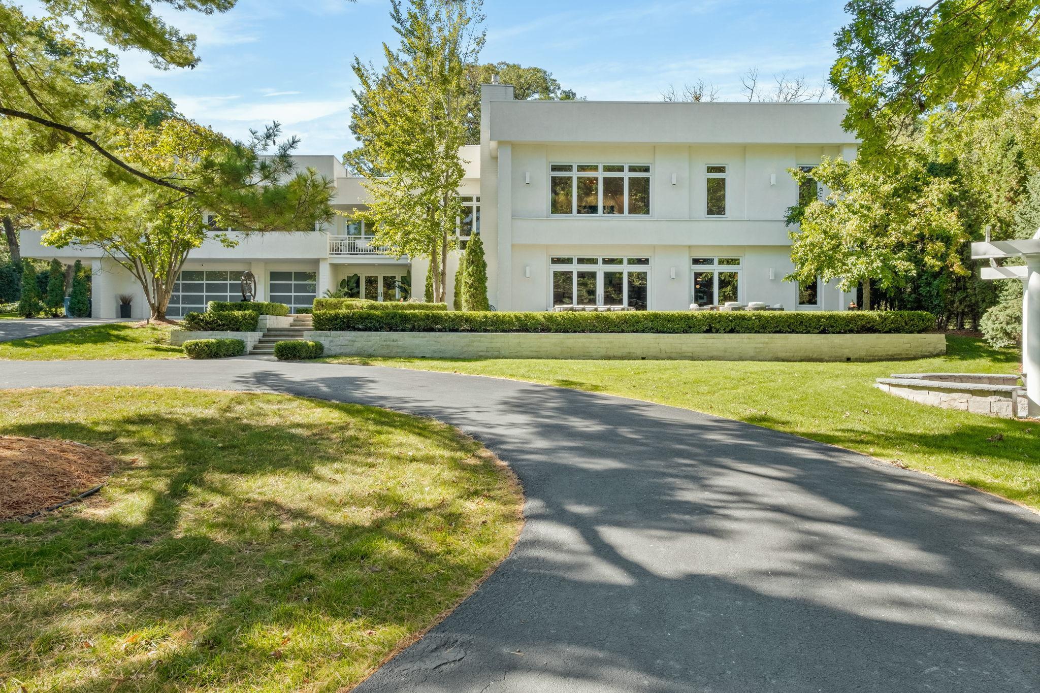 6425  Indian Hills Road, Edina, MN