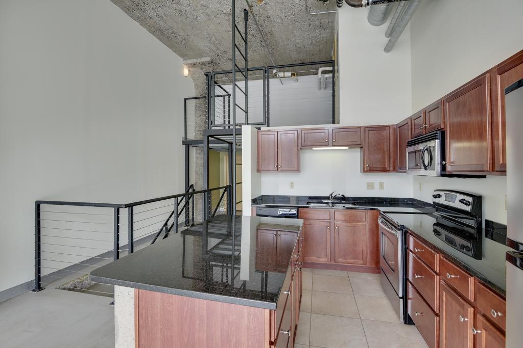 521 S 7th Street, Minneapolis, MN