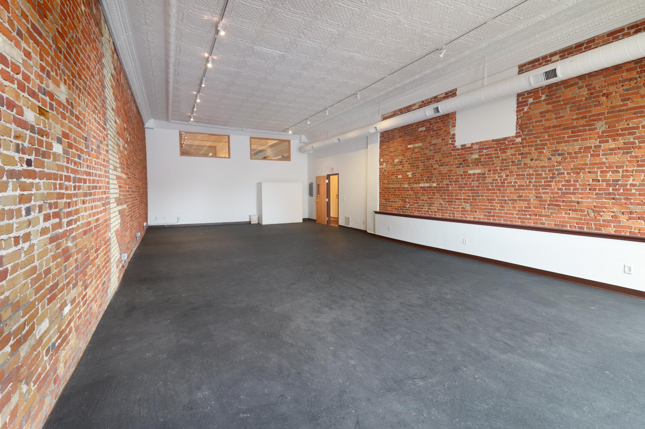 220  Central Avenue N, Faribault, MN